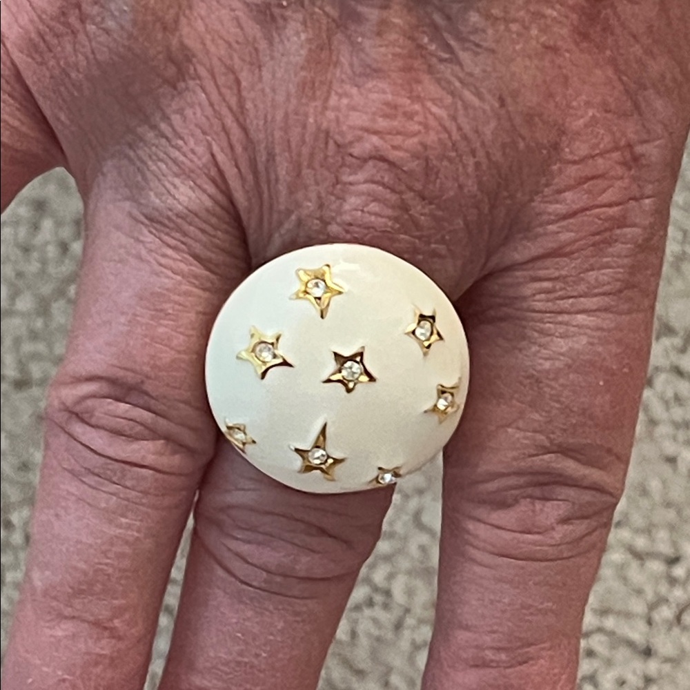 NWOT Kenneth Jay Lane Crystal Star Ring